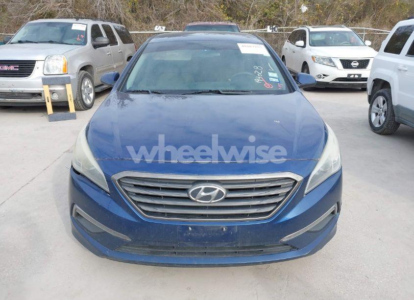 Photo 6 of 2015 Hyundai Sonata SE (VIN 5NPE24AF5FH194028)