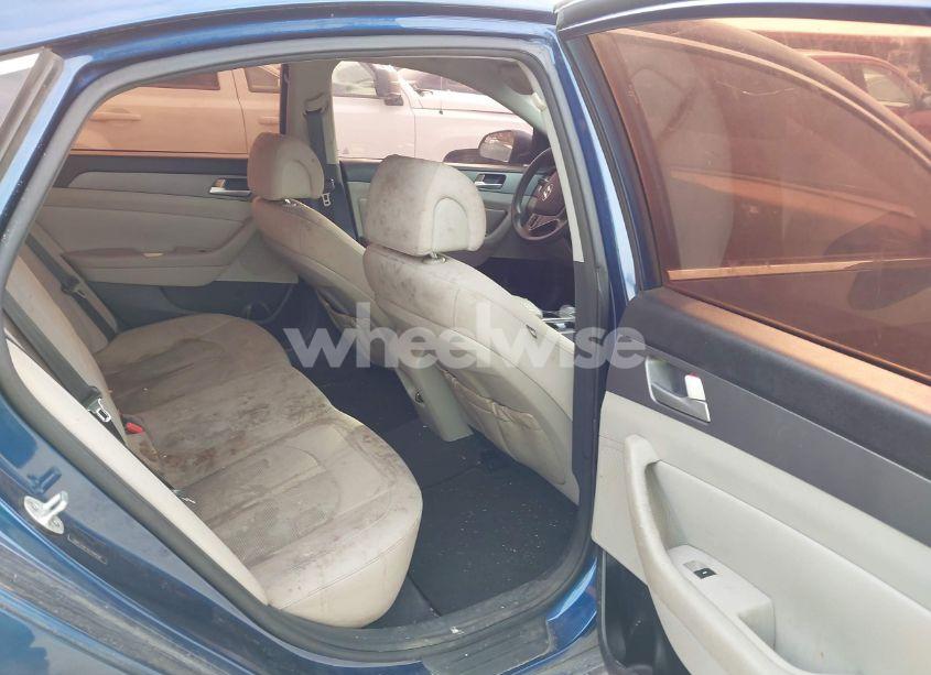 Photo 8 of 2015 Hyundai Sonata SE (VIN 5NPE24AF5FH194028)