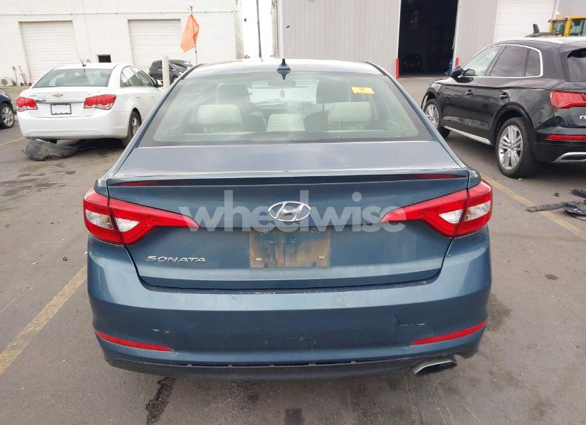 Photo 15 of 2015 Hyundai Sonata SE (VIN 5NPE24AF5FH200930)