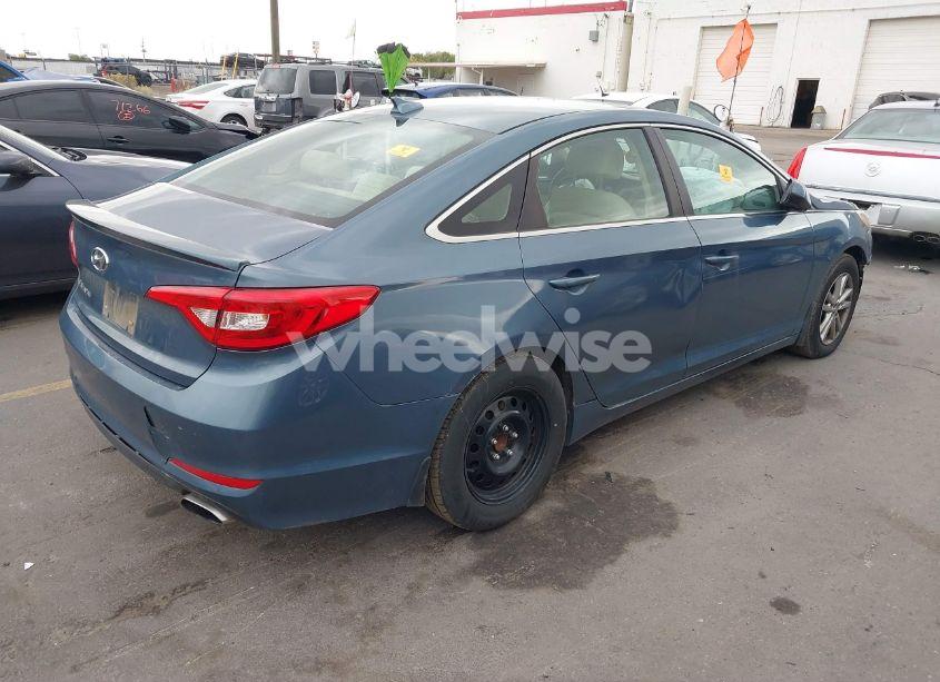 Photo 4 of 2015 Hyundai Sonata SE (VIN 5NPE24AF5FH200930)