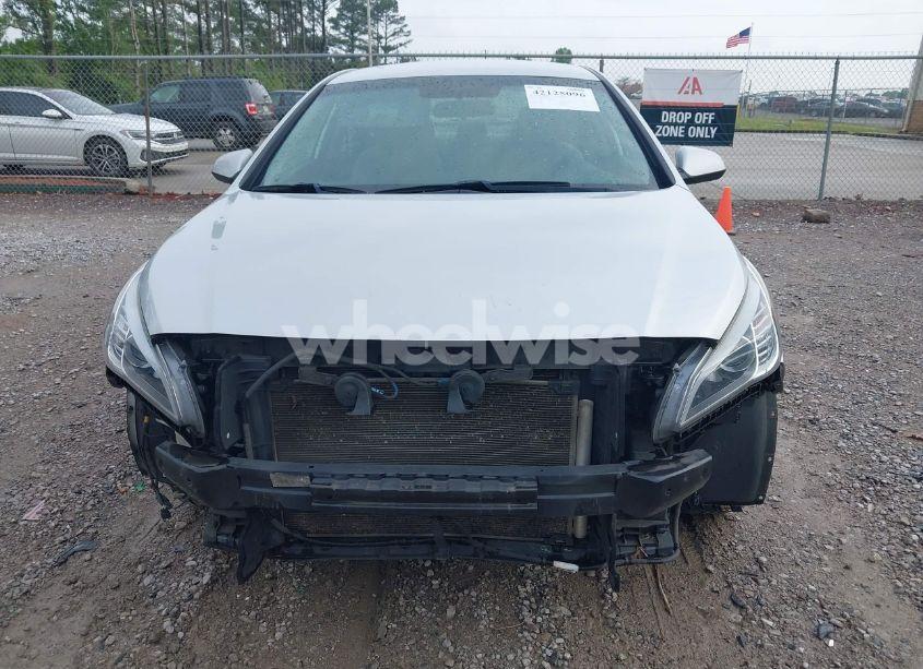 Photo 6 of 2015 Hyundai Sonata SE (VIN 5NPE24AF5FH212883)