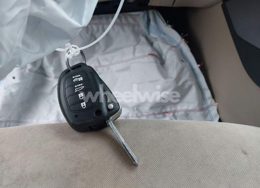 Photo 11 of 2015 Hyundai Sonata SE (VIN 5NPE24AF5FH226816)