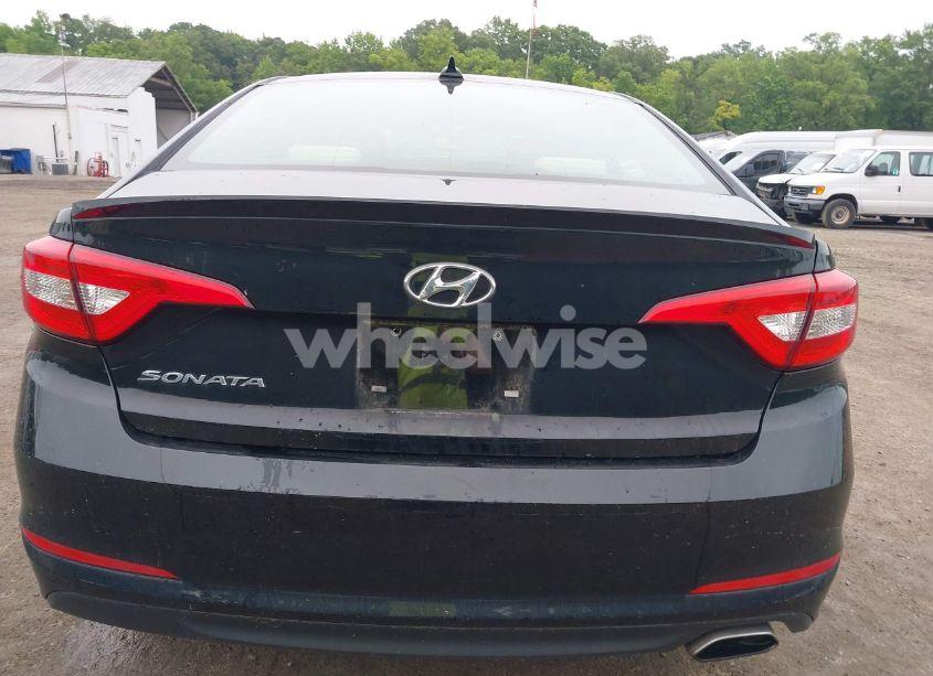 Photo 16 of 2015 Hyundai Sonata SE (VIN 5NPE24AF5FH226816)