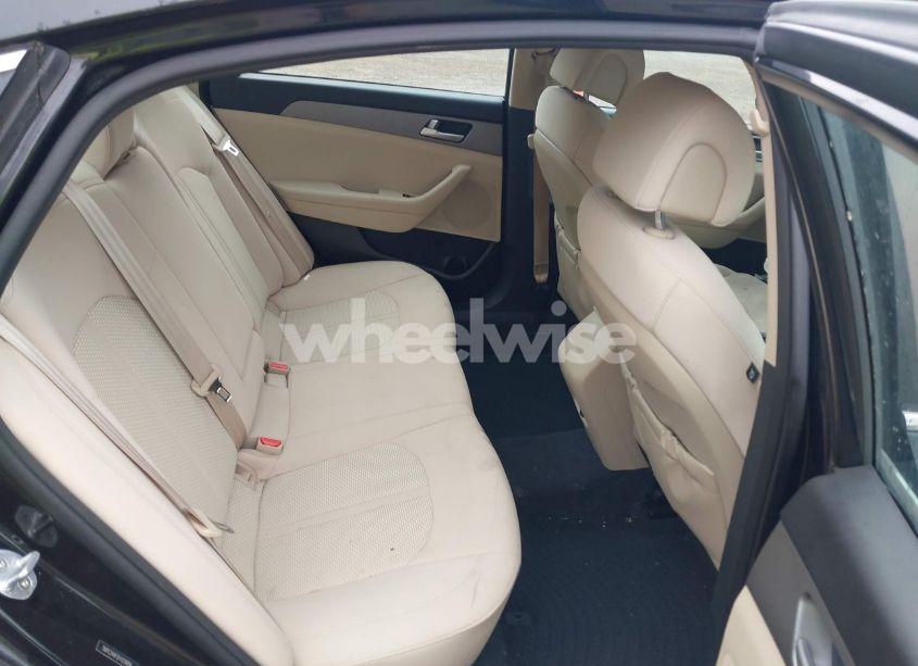 Photo 8 of 2015 Hyundai Sonata SE (VIN 5NPE24AF5FH226816)