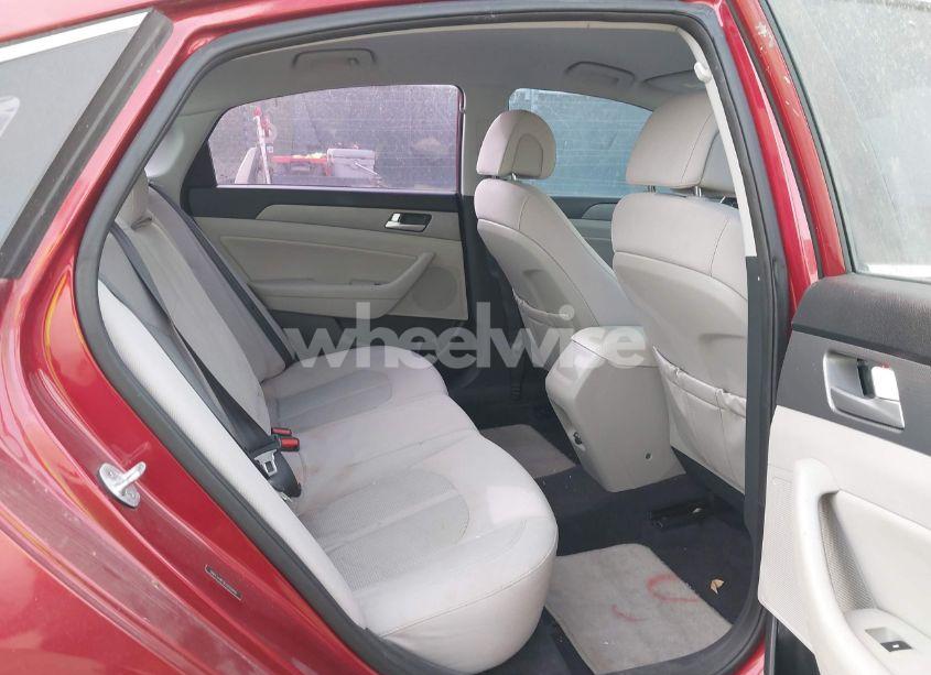 Photo 8 of 2015 Hyundai Sonata SE (VIN 5NPE24AF5FH255409)