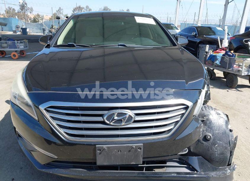 Photo 12 of 2015 Hyundai Sonata SE (VIN 5NPE24AF5FH257094)