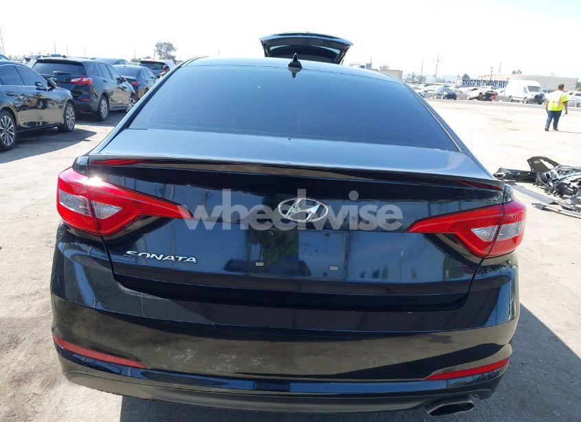 Photo 16 of 2015 Hyundai Sonata SE (VIN 5NPE24AF5FH257094)