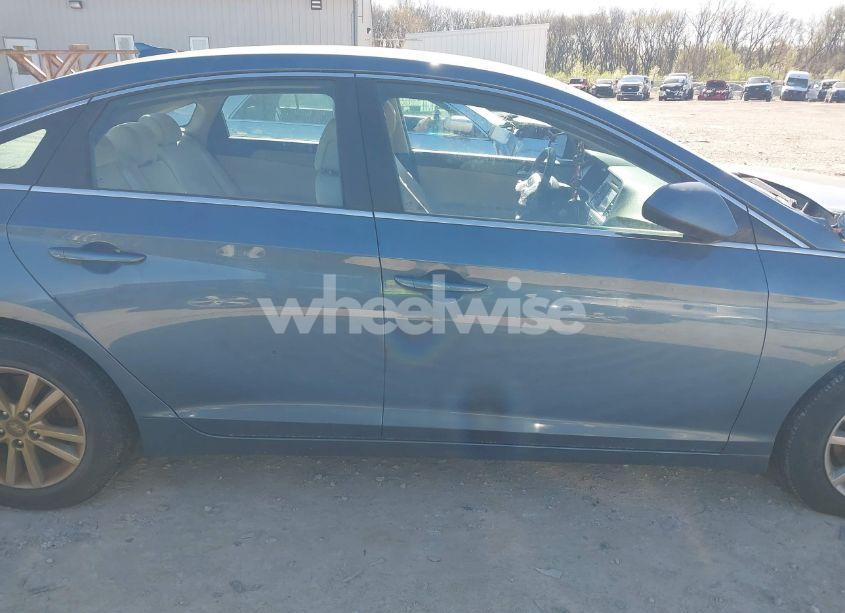 Photo 13 of 2016 Hyundai Sonata SE (VIN 5NPE24AF5GH262507)