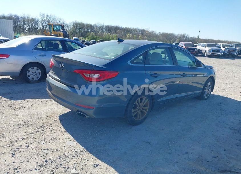 Photo 4 of 2016 Hyundai Sonata SE (VIN 5NPE24AF5GH262507)