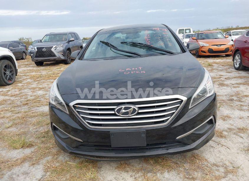 Photo 6 of 2016 Hyundai Sonata SE (VIN 5NPE24AF5GH267898)