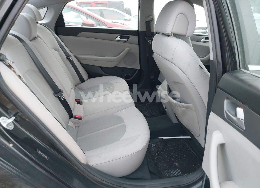 Photo 8 of 2016 Hyundai Sonata SE (VIN 5NPE24AF5GH267898)