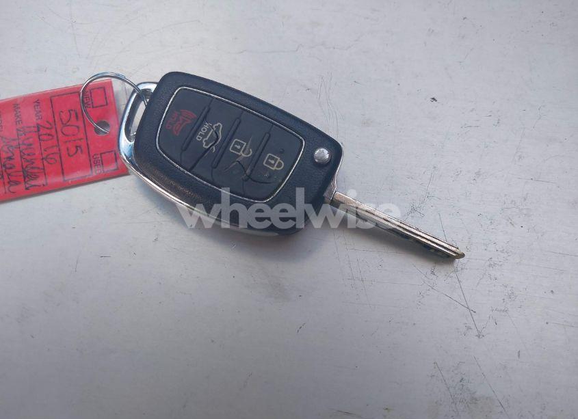 Photo 11 of 2016 Hyundai Sonata SE (VIN 5NPE24AF5GH287472)