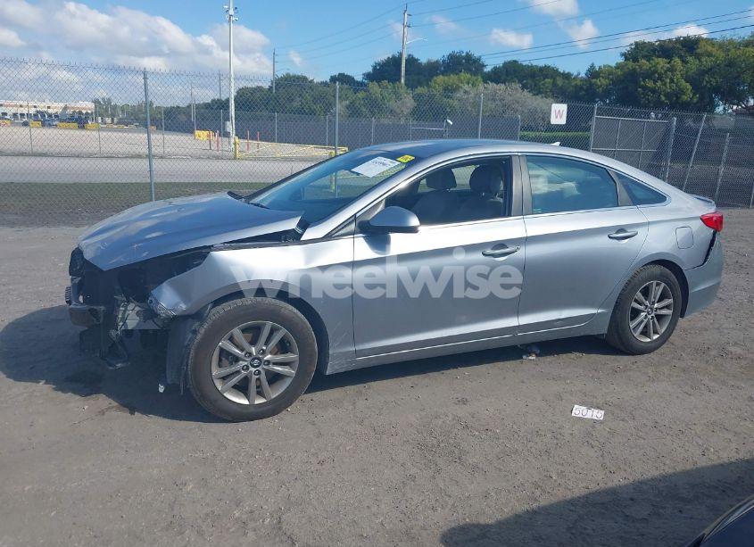Photo 15 of 2016 Hyundai Sonata SE (VIN 5NPE24AF5GH287472)