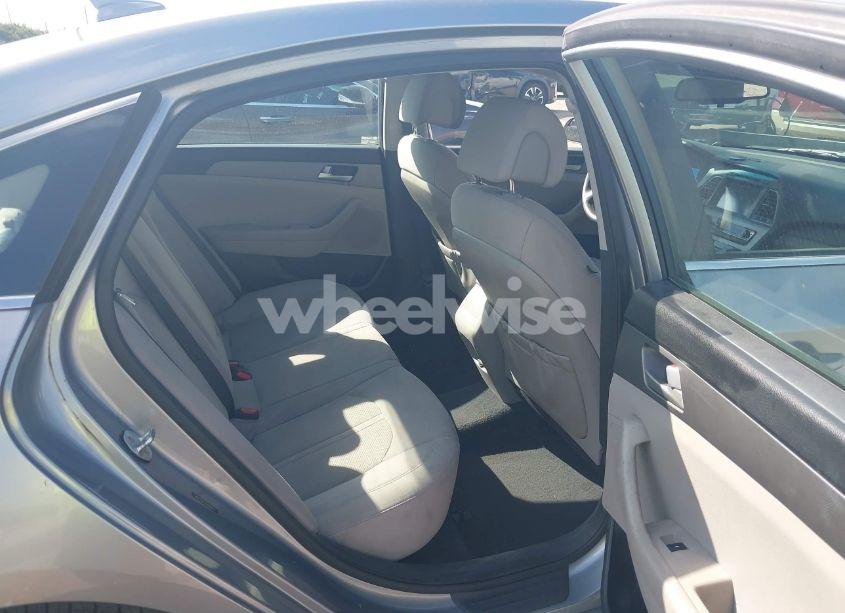 Photo 8 of 2016 Hyundai Sonata SE (VIN 5NPE24AF5GH287472)