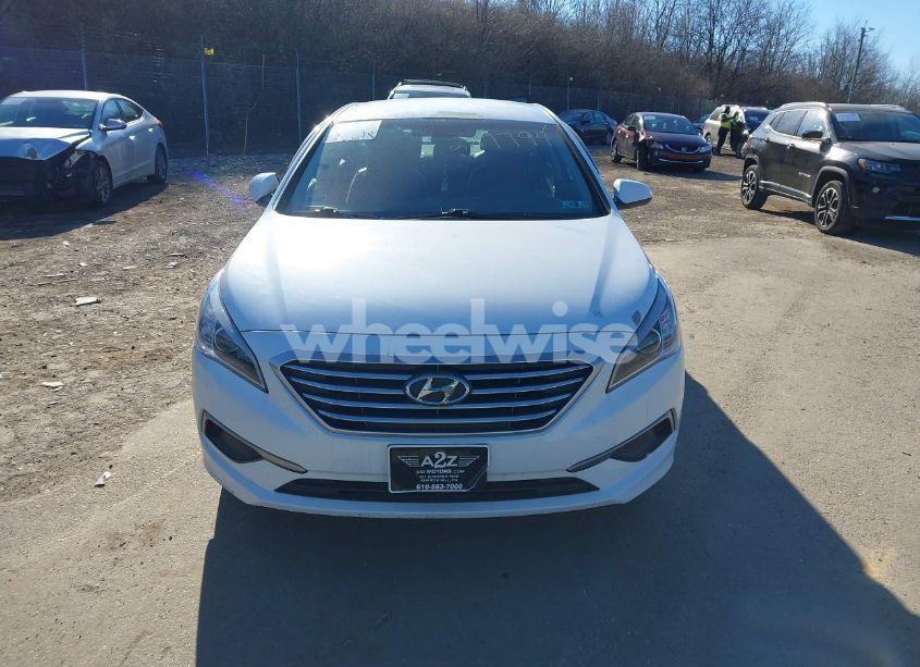 Photo 11 of 2016 Hyundai Sonata SE (VIN 5NPE24AF5GH287794)