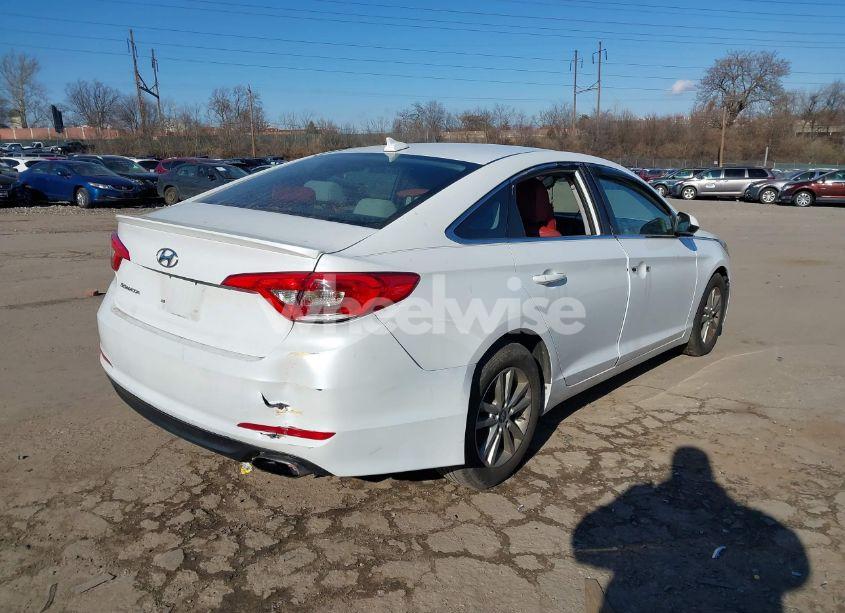 Photo 6 of 2016 Hyundai Sonata SE (VIN 5NPE24AF5GH287794)
