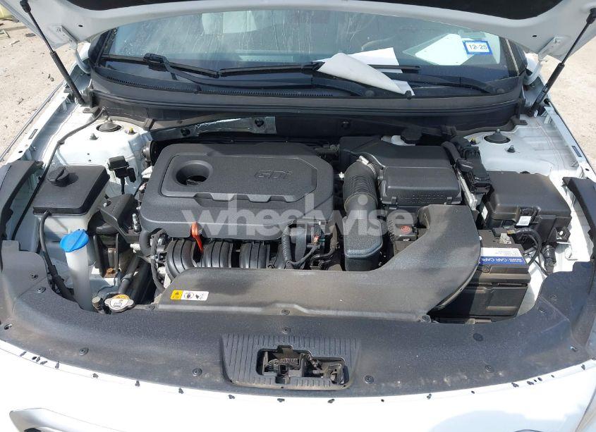 Photo 10 of 2016 Hyundai Sonata SE (VIN 5NPE24AF5GH288850)