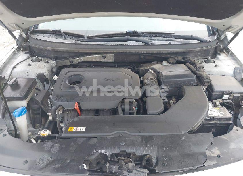 Photo 10 of 2016 Hyundai Sonata SE (VIN 5NPE24AF5GH304108)