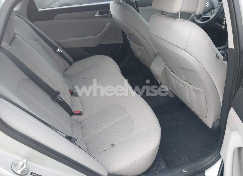 Photo 8 of 2016 Hyundai Sonata SE (VIN 5NPE24AF5GH304108)