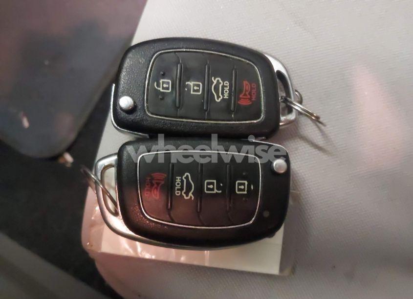 Photo 11 of 2016 Hyundai Sonata SE (VIN 5NPE24AF5GH304481)