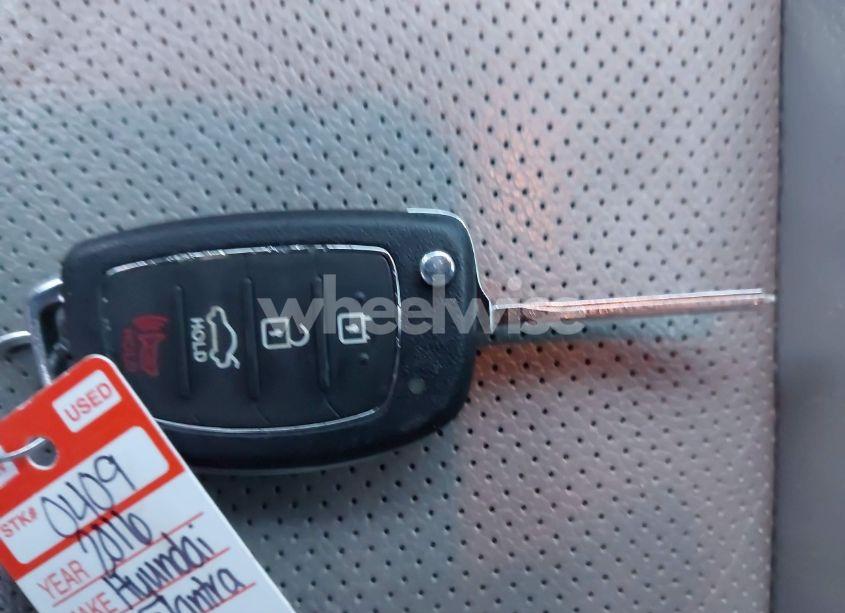 Photo 11 of 2016 Hyundai Sonata SE (VIN 5NPE24AF5GH306148)