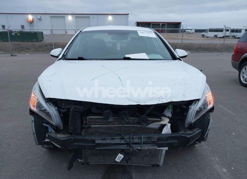 Photo 12 of 2016 Hyundai Sonata SE (VIN 5NPE24AF5GH306148)