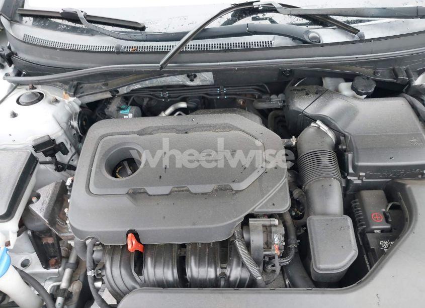 Photo 8 of 2016 Hyundai Sonata SE (VIN 5NPE24AF5GH333219)