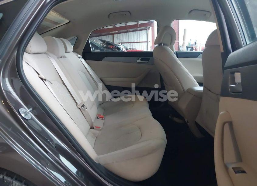 Photo 8 of 2016 Hyundai Sonata SE (VIN 5NPE24AF5GH334872)