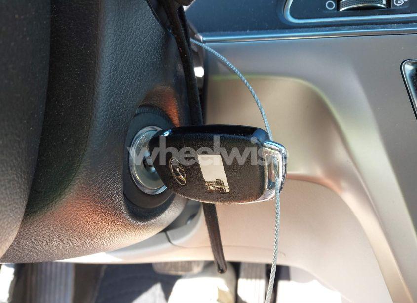 Photo 11 of 2016 Hyundai Sonata SE (VIN 5NPE24AF5GH337335)