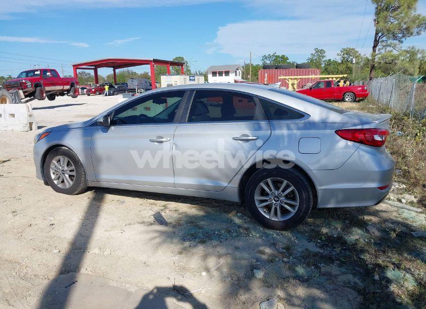 Photo 15 of 2016 Hyundai Sonata SE (VIN 5NPE24AF5GH337335)