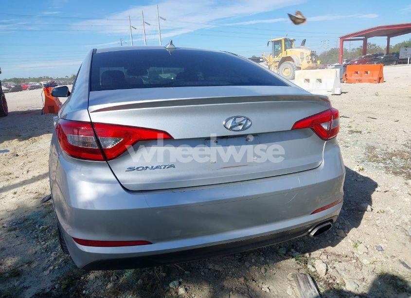 Photo 17 of 2016 Hyundai Sonata SE (VIN 5NPE24AF5GH337335)