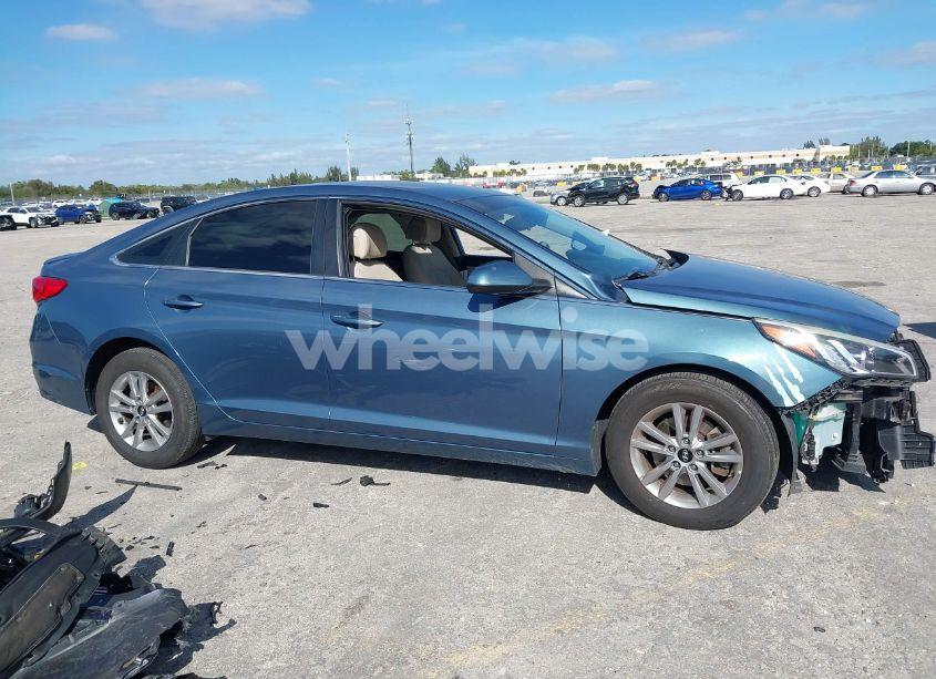 Photo 14 of 2016 Hyundai Sonata SE (VIN 5NPE24AF5GH354393)