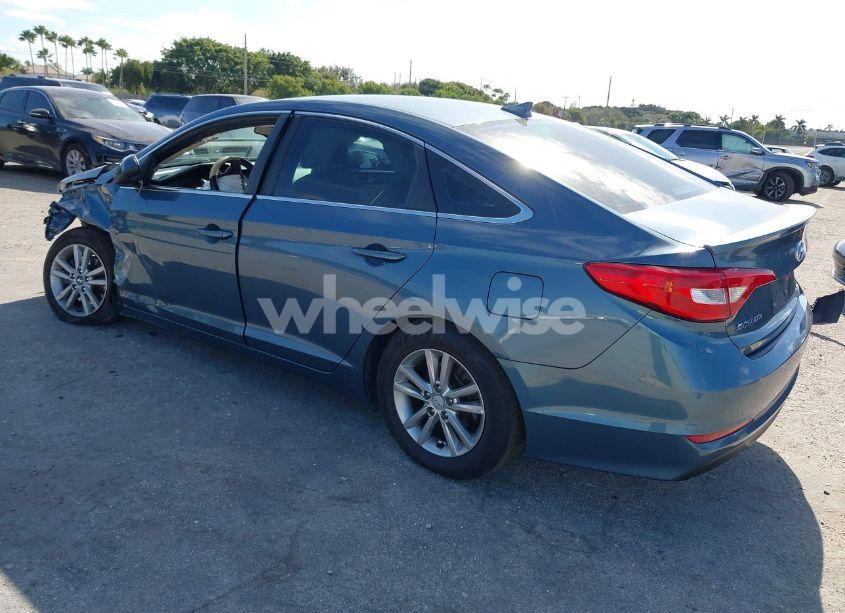 Photo 3 of 2016 Hyundai Sonata SE (VIN 5NPE24AF5GH354393)