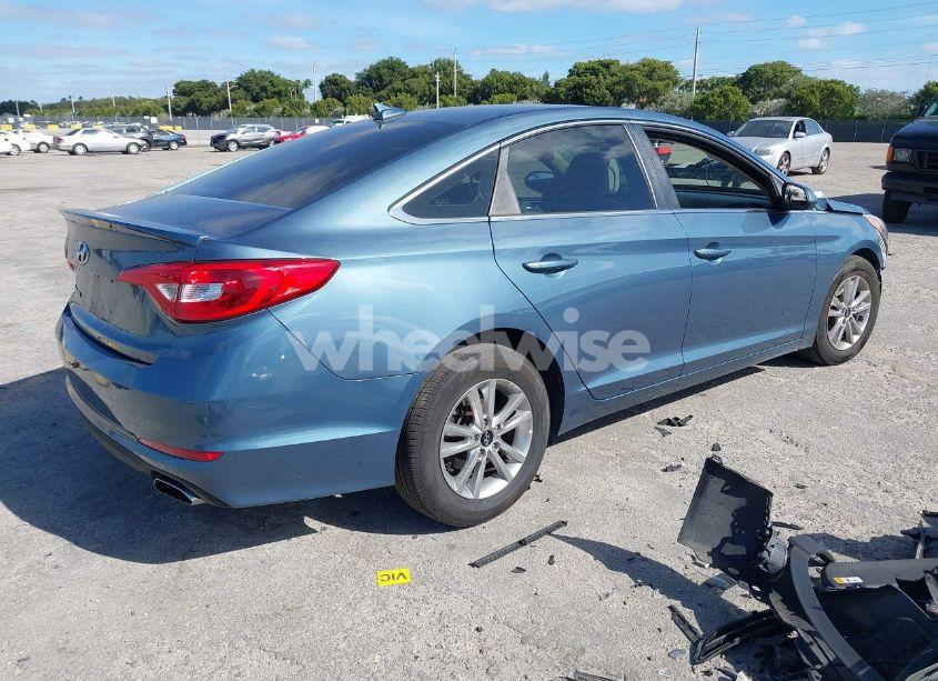 Photo 4 of 2016 Hyundai Sonata SE (VIN 5NPE24AF5GH354393)