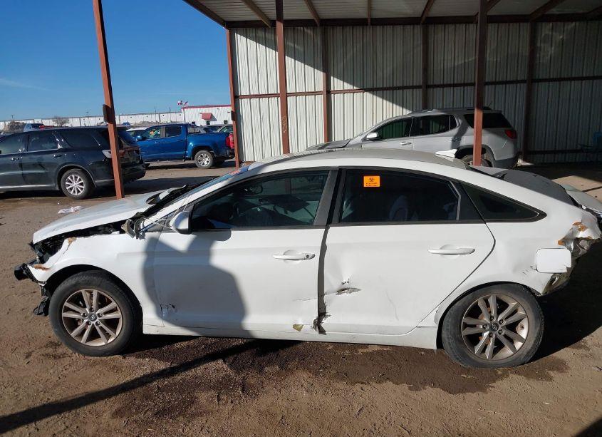 Photo 14 of 2016 Hyundai Sonata SE (VIN 5NPE24AF5GH356824)