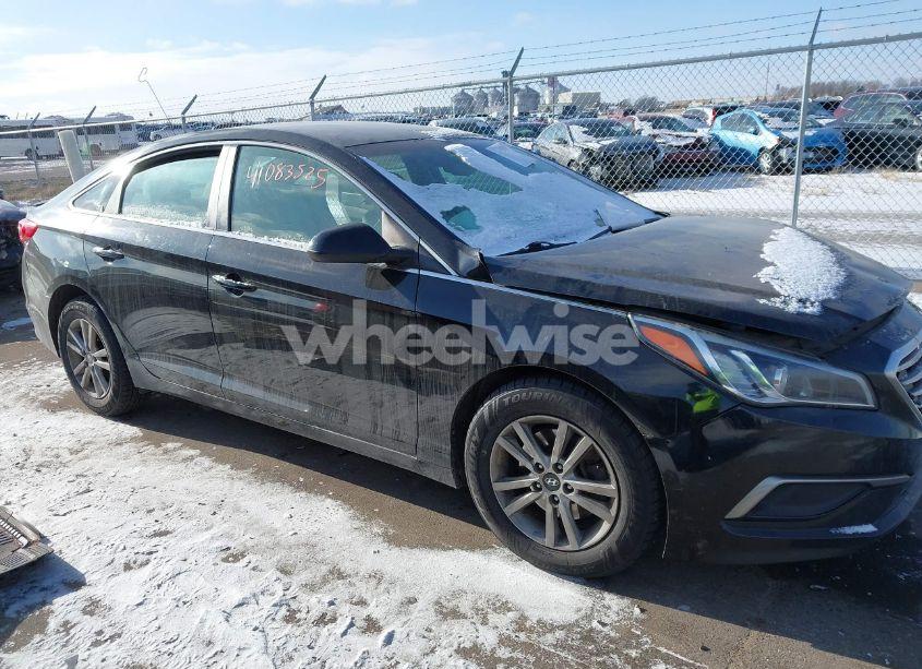 Photo 13 of 2016 Hyundai Sonata SE (VIN 5NPE24AF5GH364776)