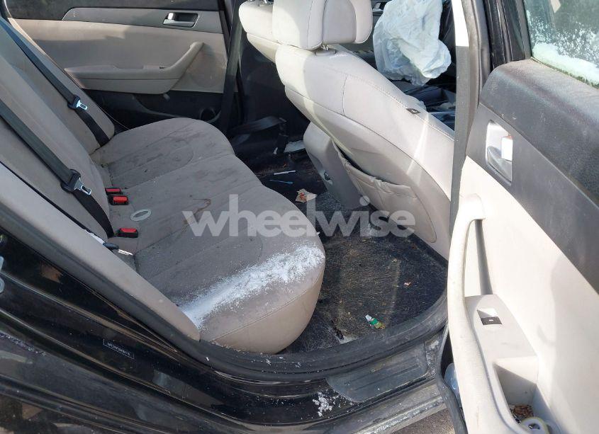 Photo 8 of 2016 Hyundai Sonata SE (VIN 5NPE24AF5GH364776)