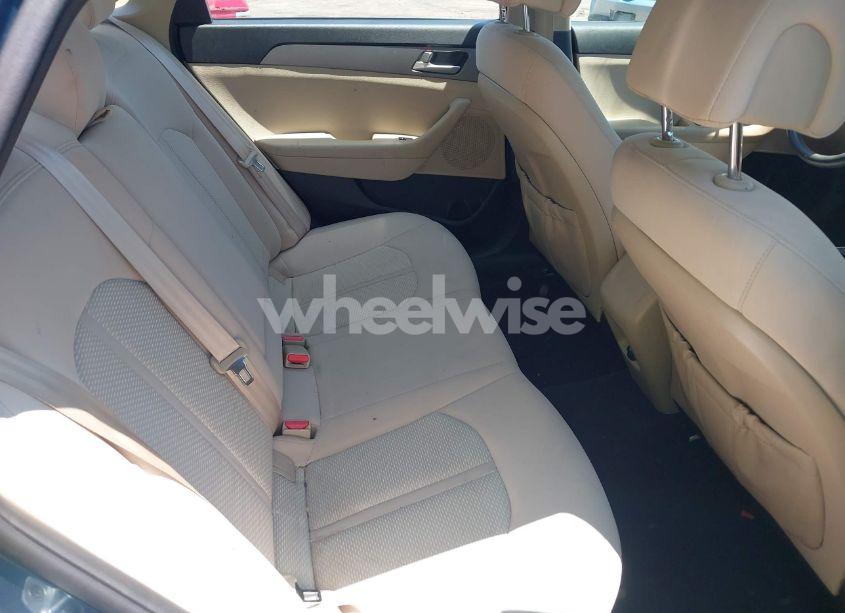 Photo 8 of 2016 Hyundai Sonata SE (VIN 5NPE24AF5GH365717)