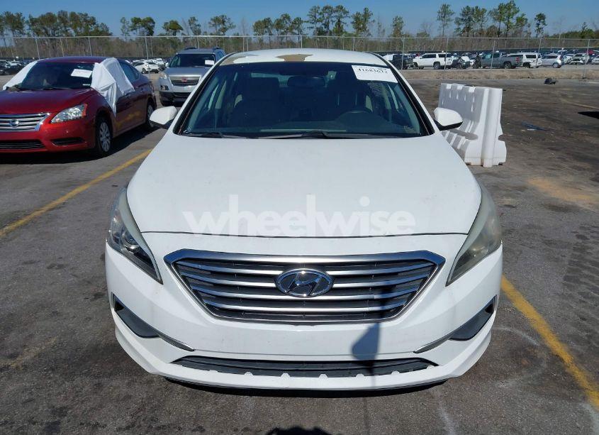 Photo 12 of 2016 Hyundai Sonata SE (VIN 5NPE24AF5GH366348)