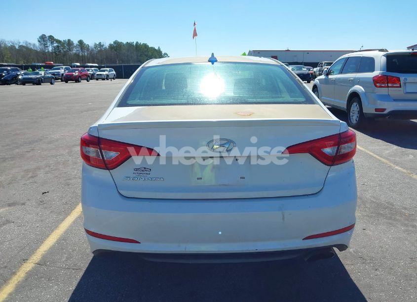 Photo 16 of 2016 Hyundai Sonata SE (VIN 5NPE24AF5GH366348)