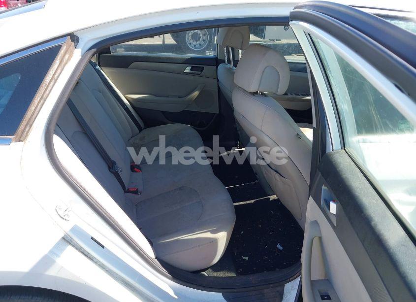 Photo 8 of 2016 Hyundai Sonata SE (VIN 5NPE24AF5GH366348)