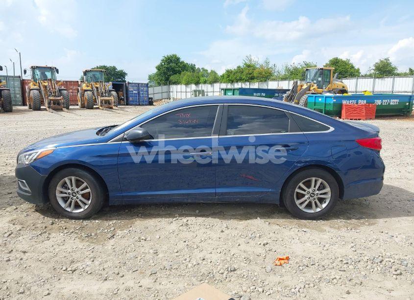 Photo 14 of 2016 Hyundai Sonata SE (VIN 5NPE24AF5GH376944)