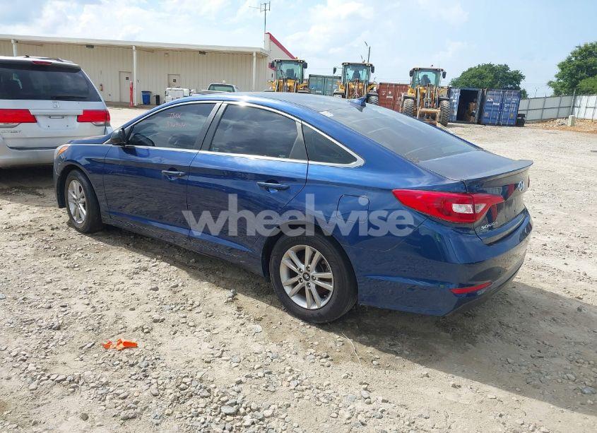Photo 3 of 2016 Hyundai Sonata SE (VIN 5NPE24AF5GH376944)