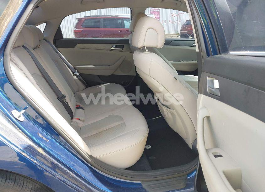 Photo 8 of 2016 Hyundai Sonata SE (VIN 5NPE24AF5GH376944)