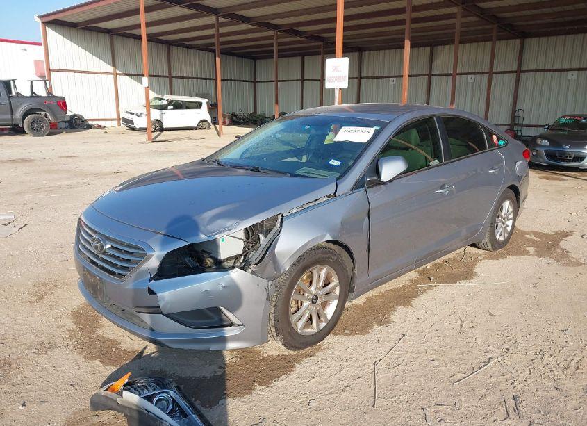 Photo 6 of 2016 Hyundai Sonata SE (VIN 5NPE24AF5GH379519)