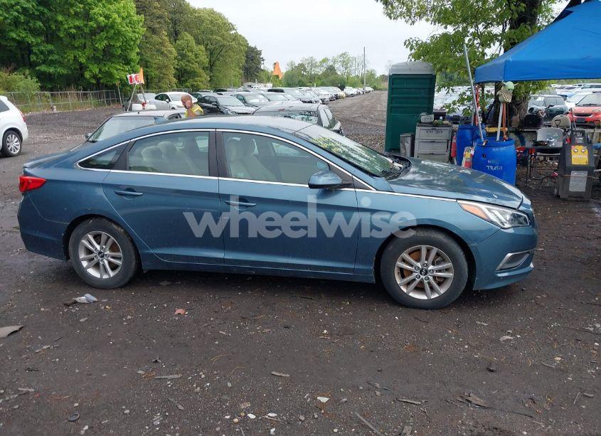Photo 13 of 2016 Hyundai Sonata SE (VIN 5NPE24AF5GH380038)