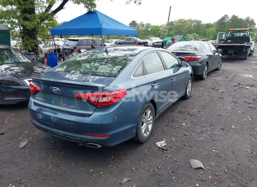 Photo 4 of 2016 Hyundai Sonata SE (VIN 5NPE24AF5GH380038)