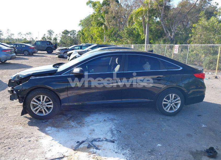 Photo 14 of 2016 Hyundai Sonata SE (VIN 5NPE24AF5GH381013)