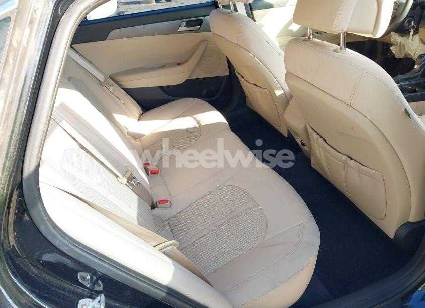 Photo 8 of 2016 Hyundai Sonata SE (VIN 5NPE24AF5GH381013)