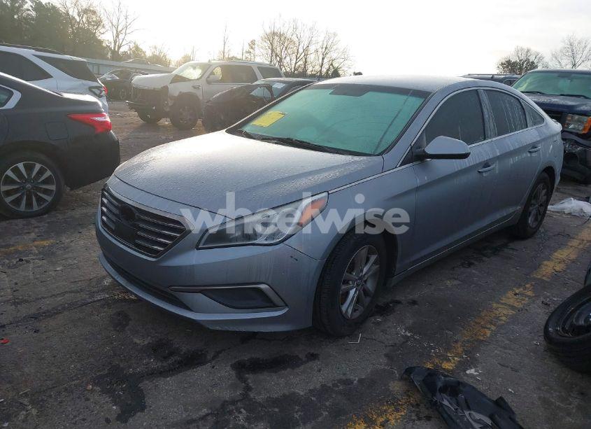 Photo 2 of 2016 Hyundai Sonata (VIN 5NPE24AF5GH395106)